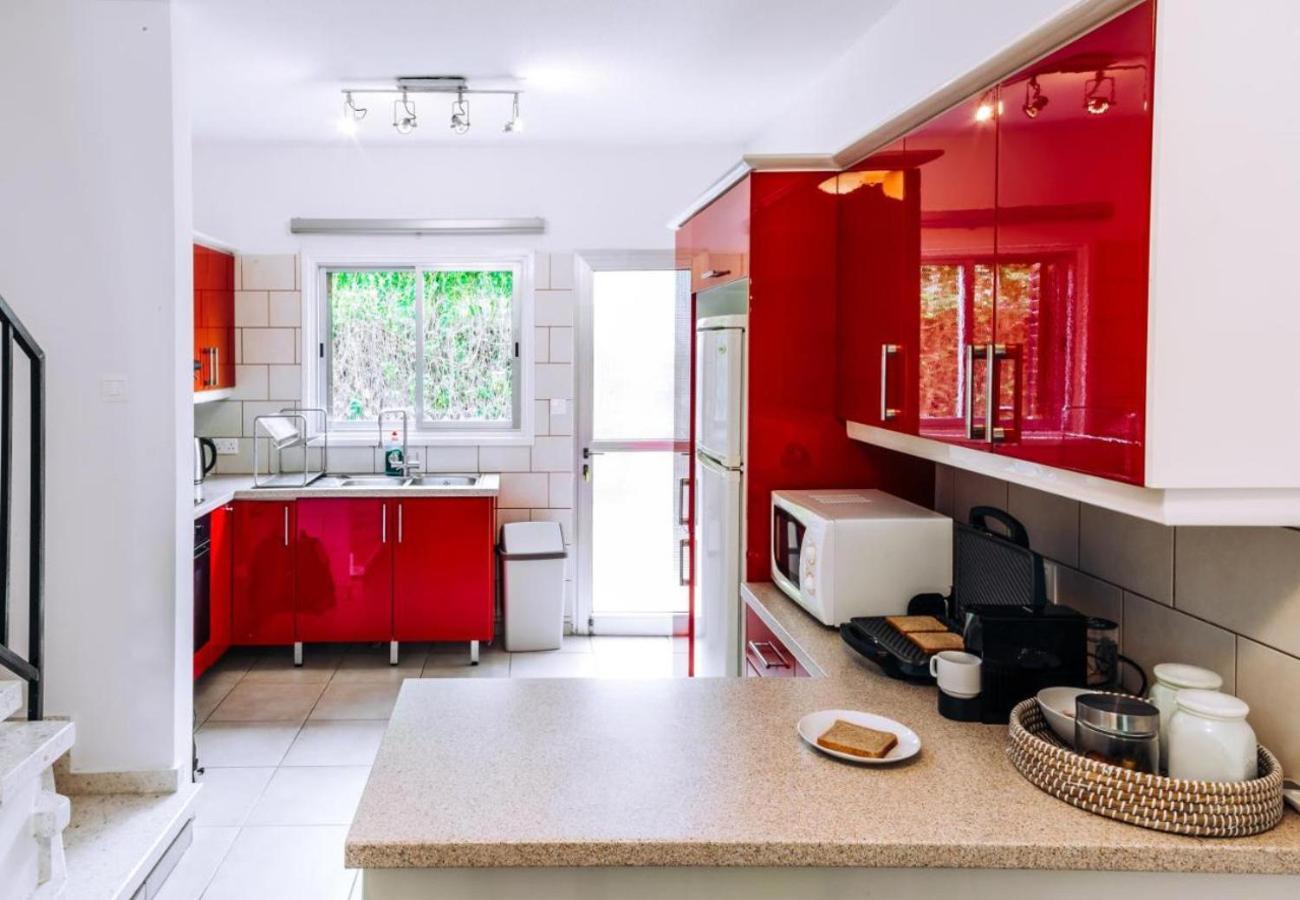 Apartamento H&O Royal Townhouse In Center Paphos Exterior foto